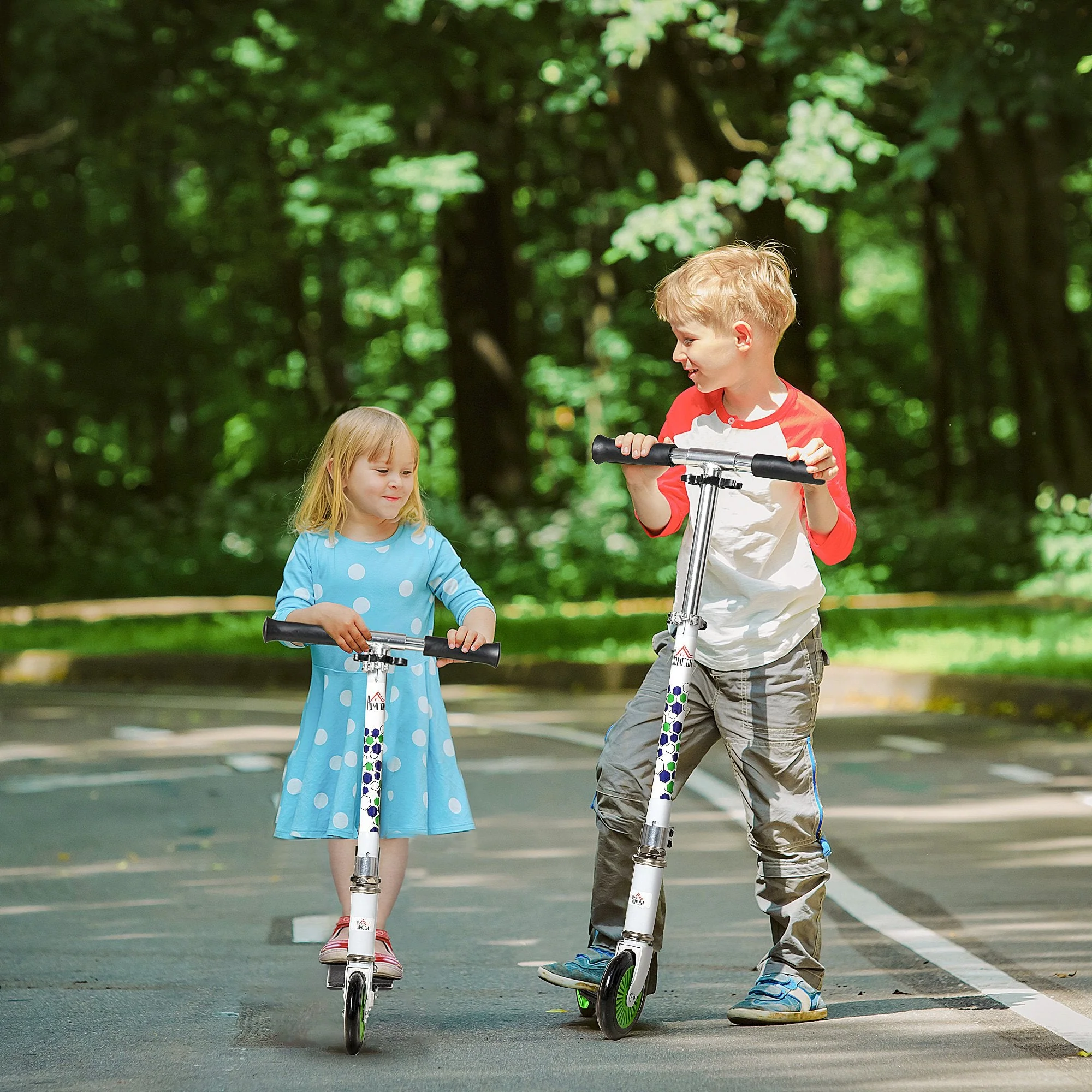 Scooter for Kids Height Adjustable One-Click Foldable Kick Scooter with Brake - Image 2