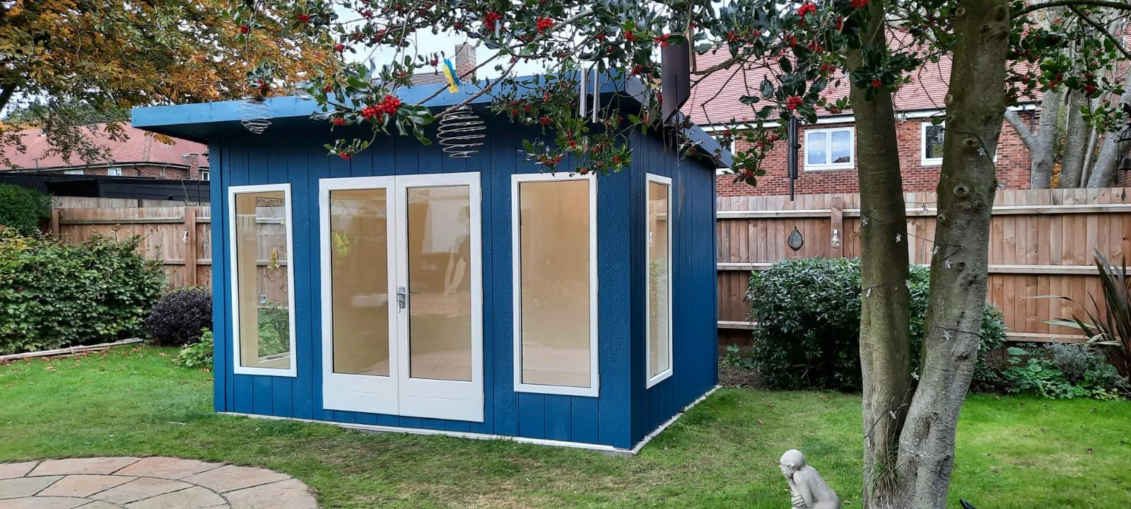 Shire Cali 8' 5" x 12' Pent Garden Office - Premium Wax Board - Image 6