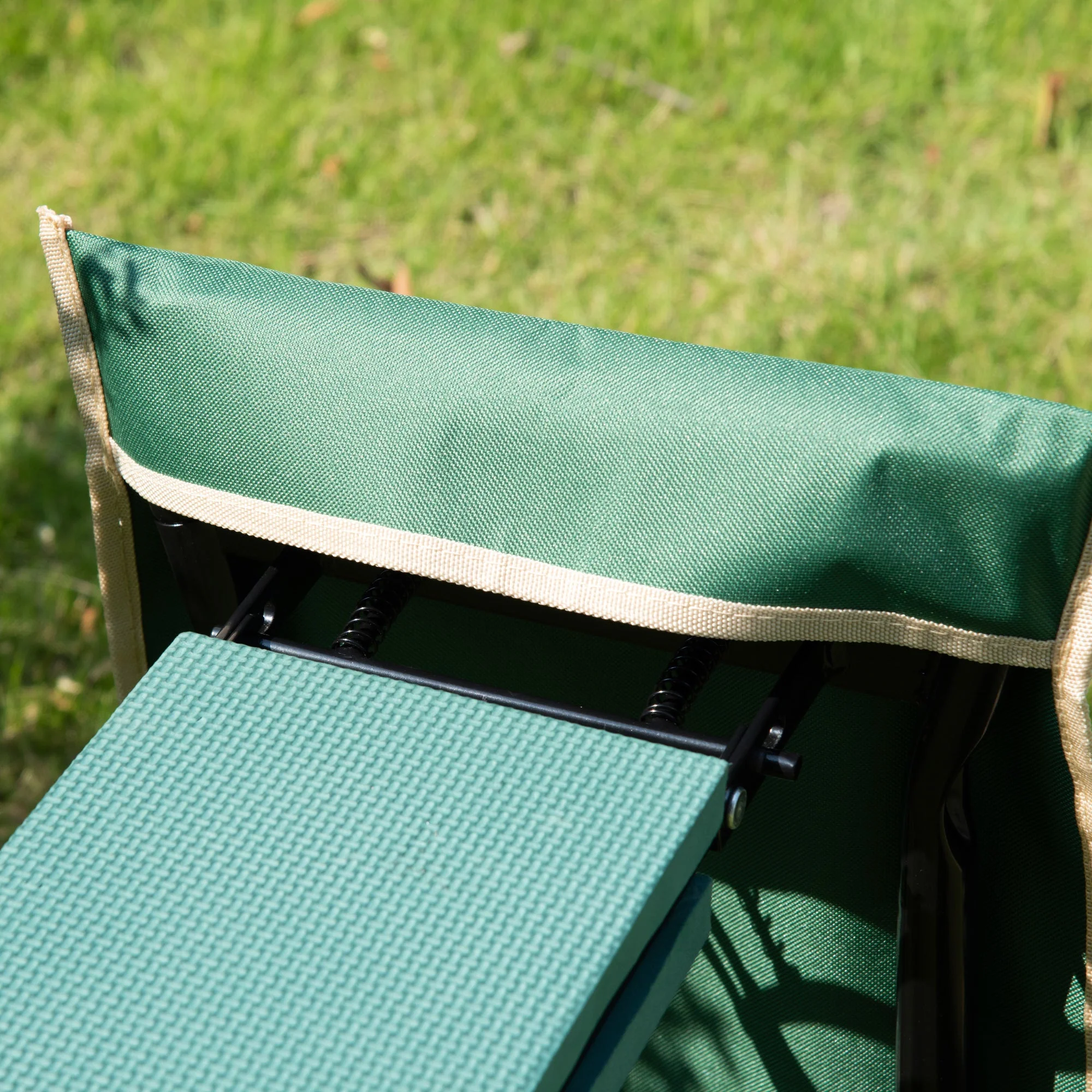 Steel Frame Gardening Kneeler Seat w/ Pouch Green - Image 8