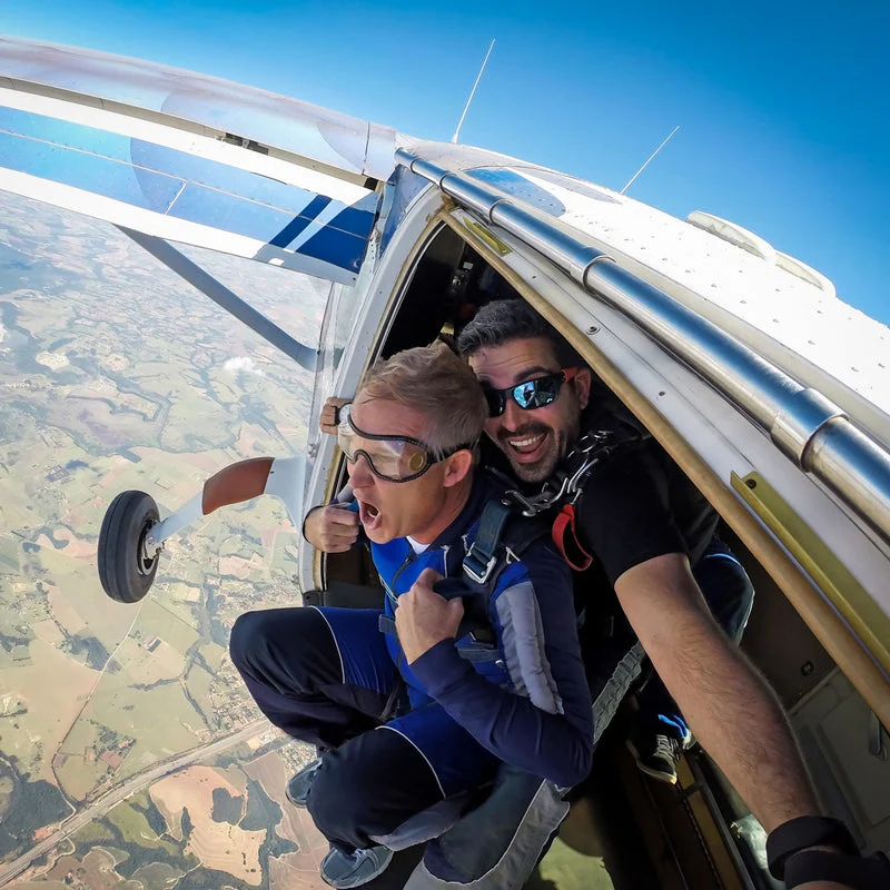 Tandem Skydive Gift Experience - Image 2