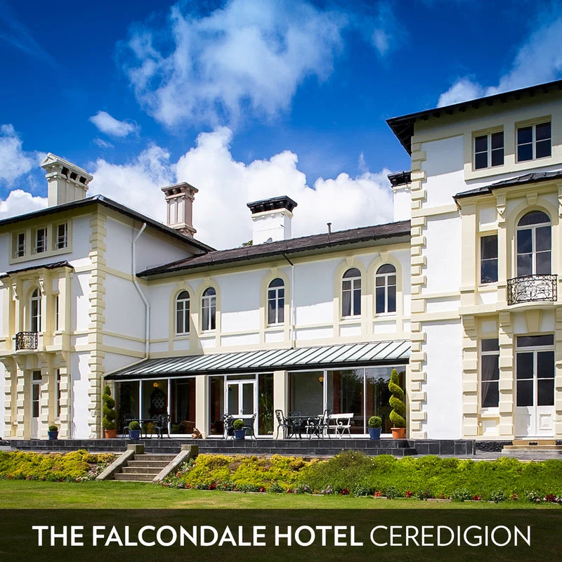 Unique and Boutique Hotel Stay for Two with Breakfast - Image 5