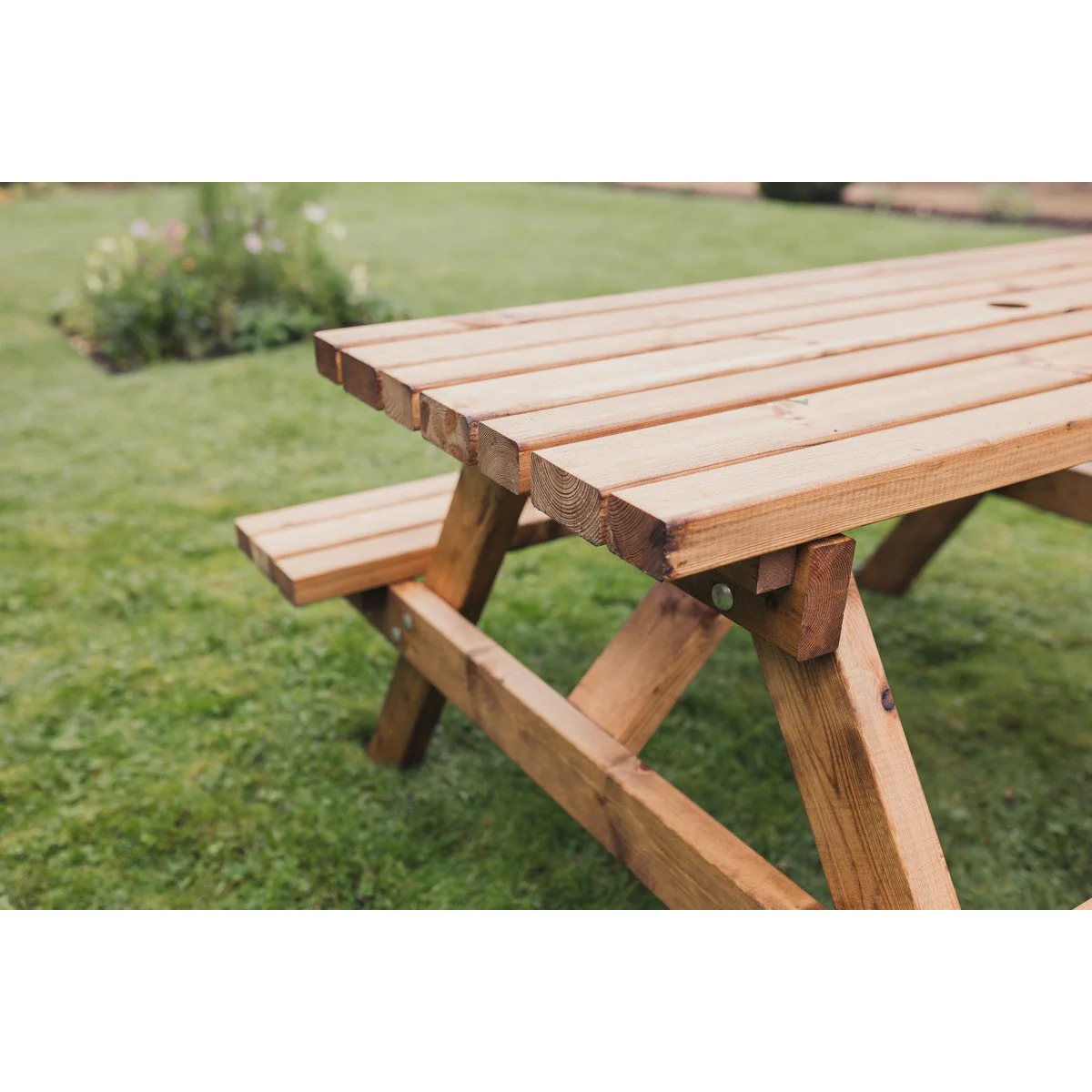 Valley Garden Picnic Table by Churnet Valley - 6 Seats - VPT104 - Image 6