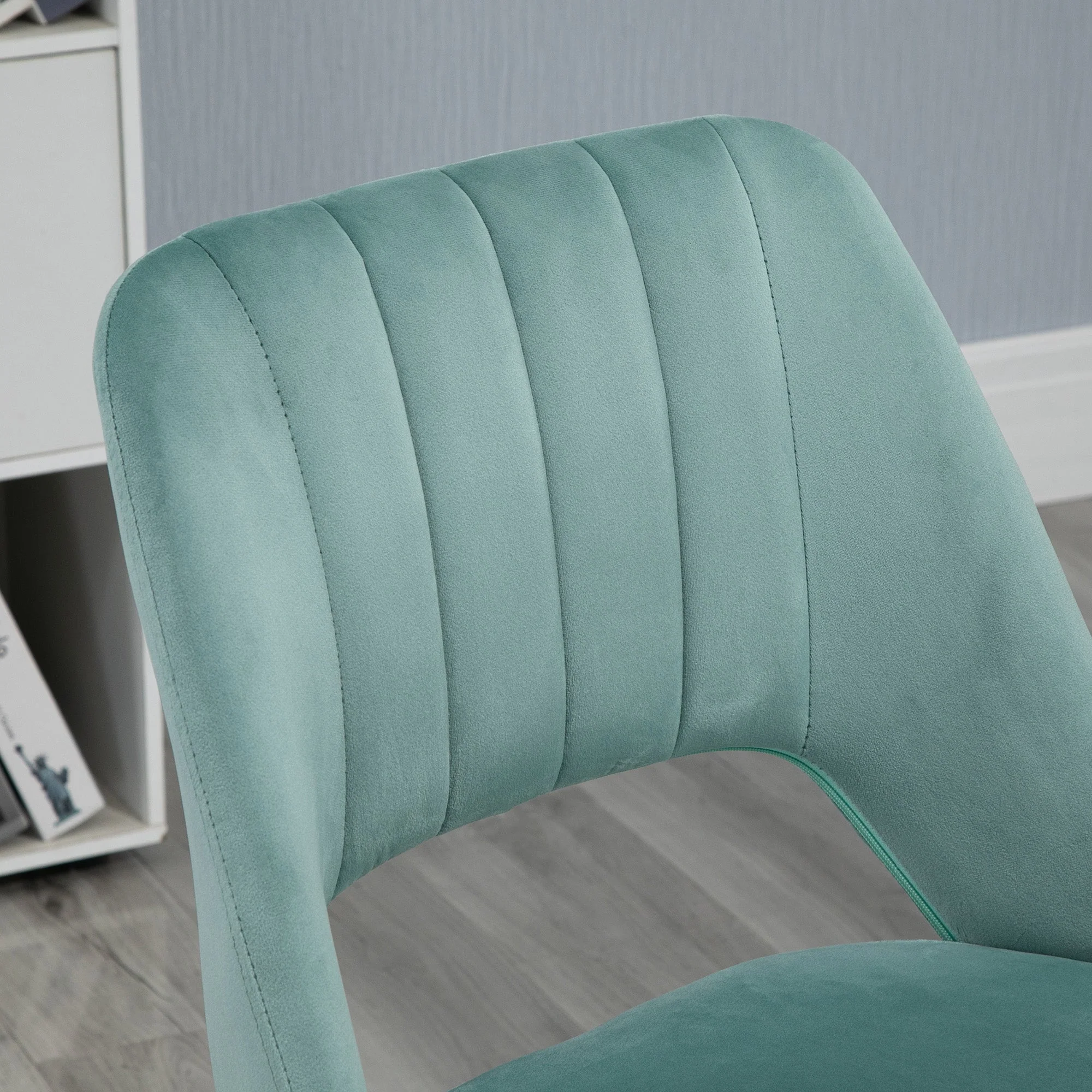 Vinsetto Mid Back Office Chair Velvet Fabric Swivel Scallop Shape Computer Desk Chair for Home Study Bedroom Green - Image 9