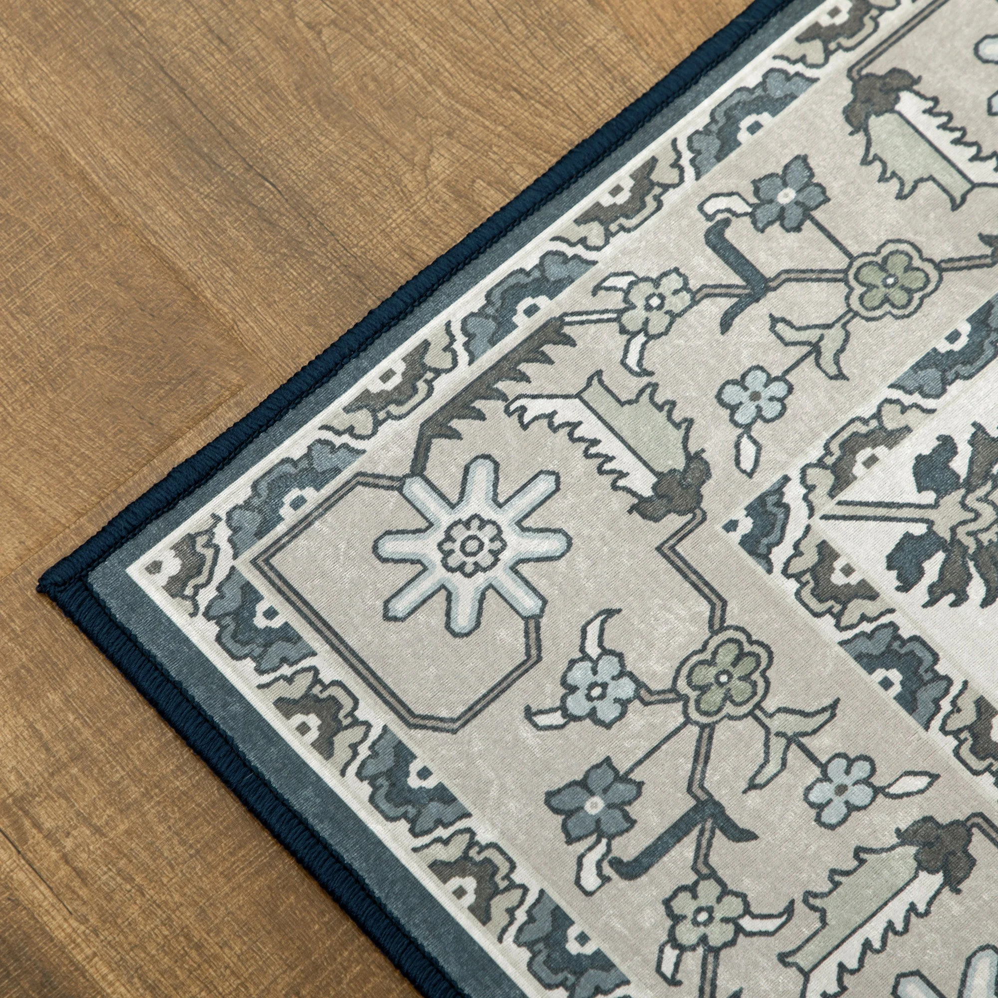 Vintage Rugs - Image 9