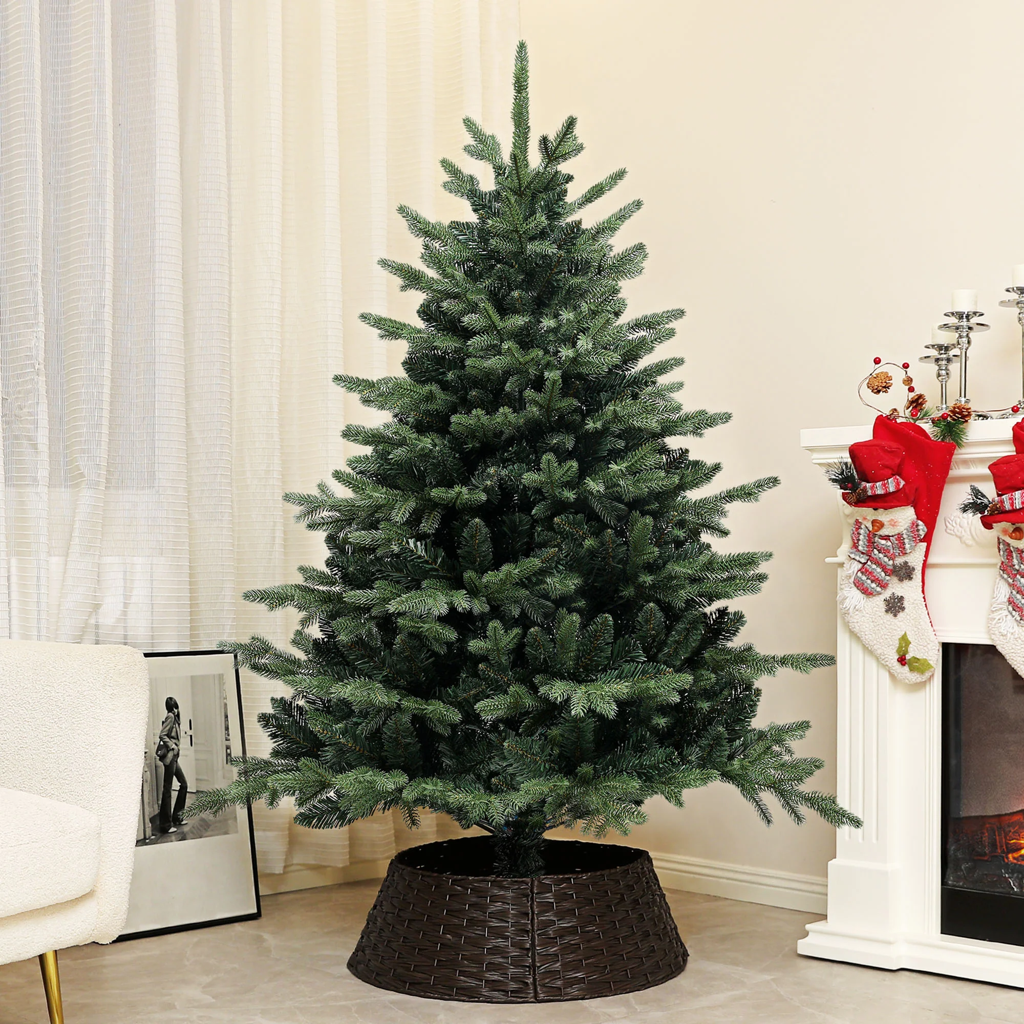 5ft Christmas Tree Artificial - Dark Green 1121 Tips - Image 2
