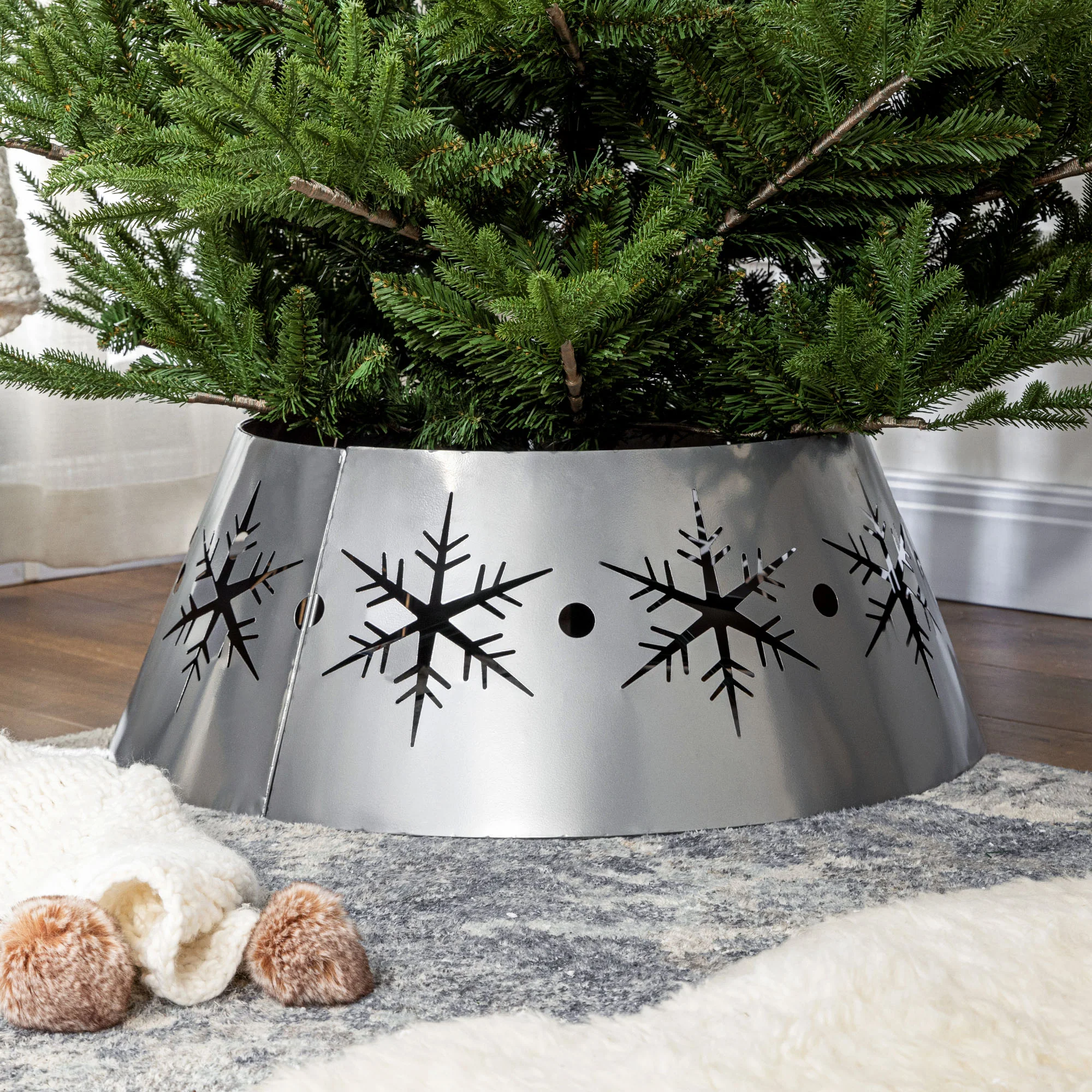 66cm Christmas Tree Skirt Metal Silver   Tips - Image 2