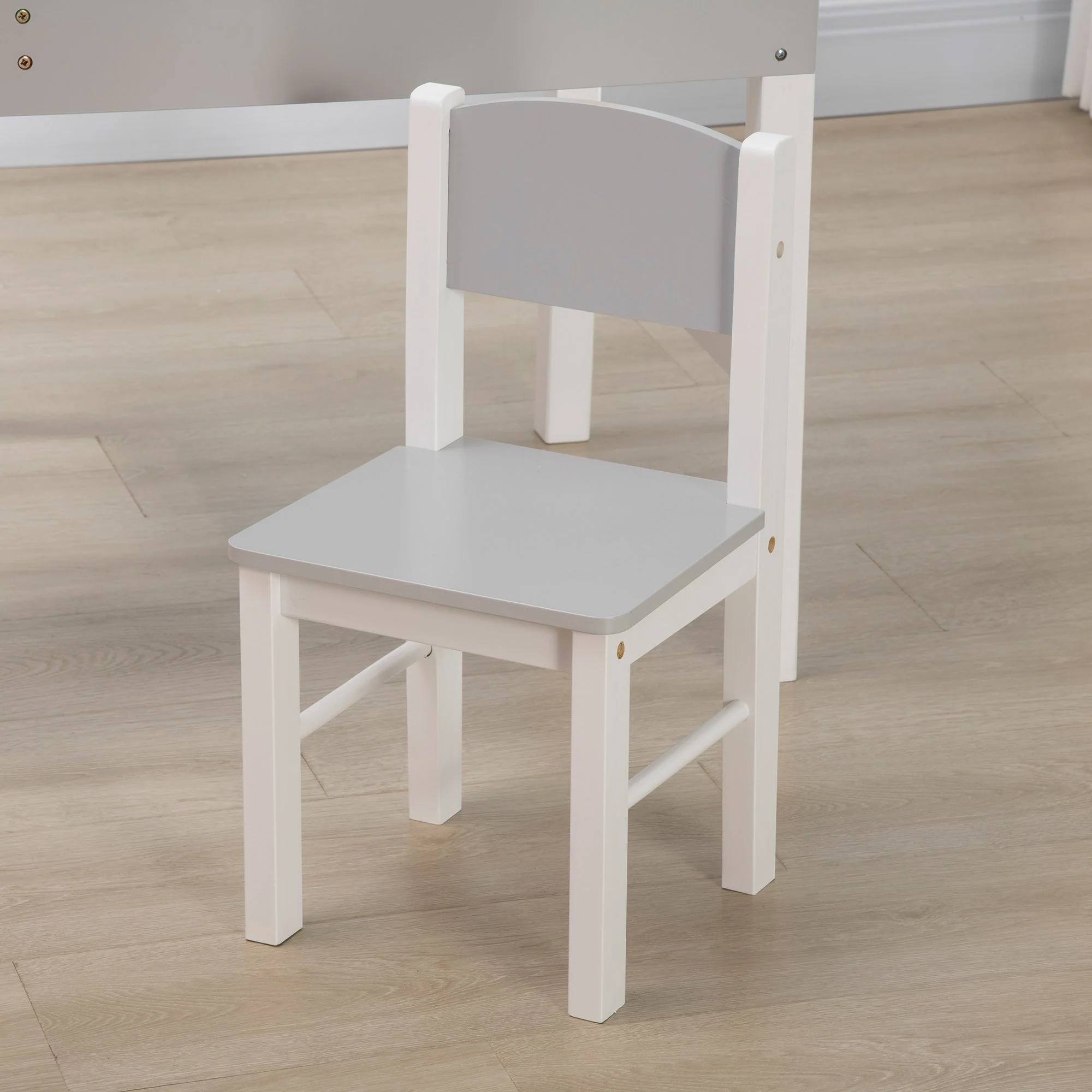 ZONEKIZ Kids Table and Chair Set - Image 8