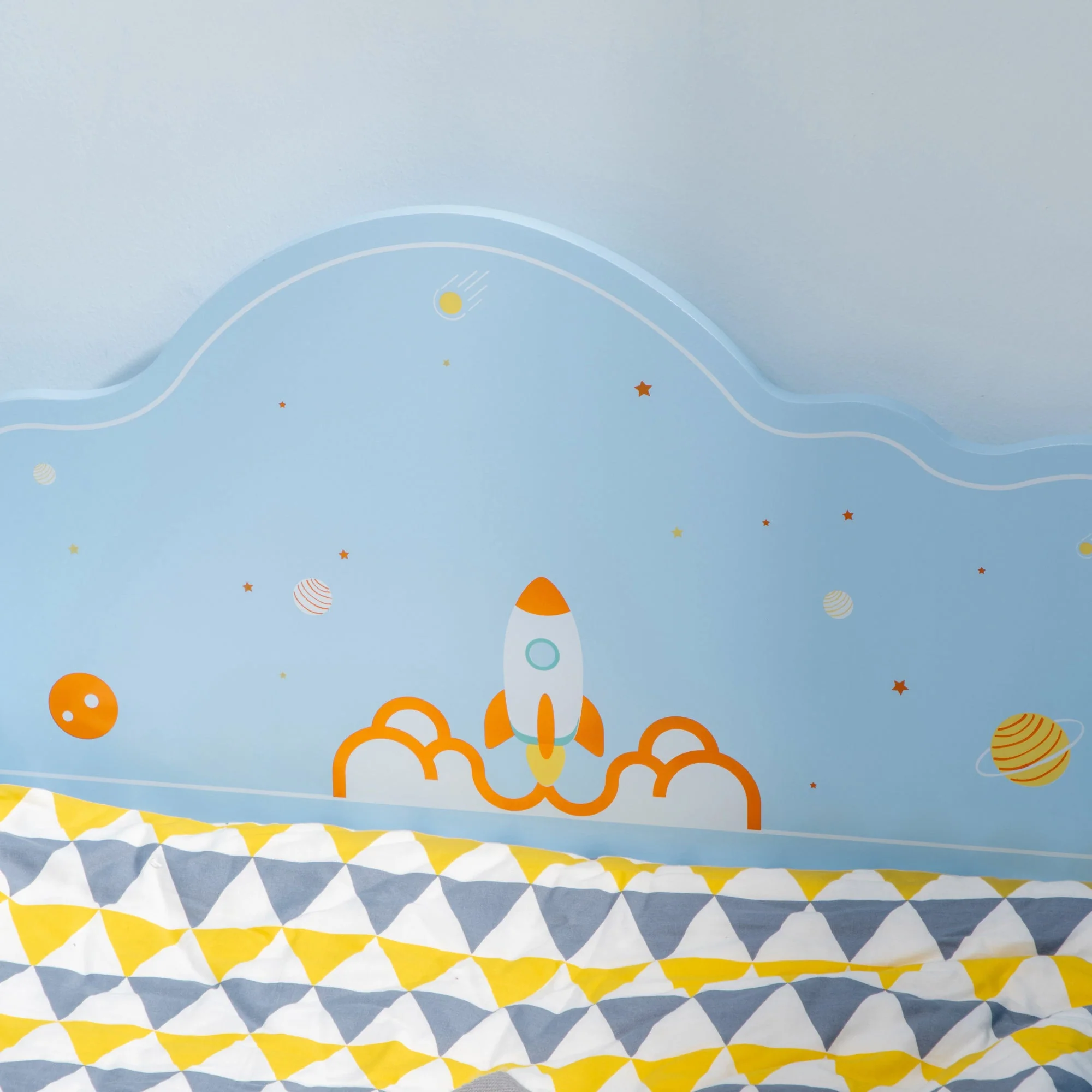 ZONEKIZ Space Themed Toddler Bed - Image 7